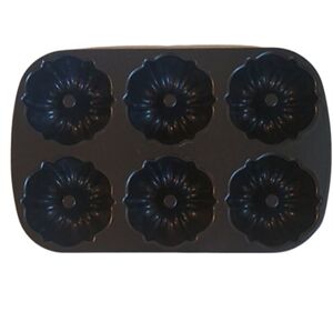 Nordic Ware Bundt 6 well Muffin Pan